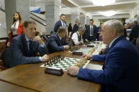 Александр Жуков и Николай Харитонов за шахматной партией
