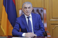 Экс-спикера парламента Армении обвинили в узурпации власти