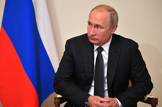 Путин заявил о необходимости обеспечить прозрачность закупок техники