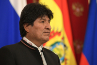Моралес может снова возглавить Боливию, считает политолог