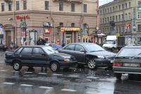 В России число ДТП с участием водителей-иностранцев выросло на 3,8% 