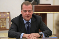 Медведев рассказал, почему находиться в оппозиции легче