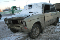 В Костроме начались рейды по поиску брошенных автомобилей