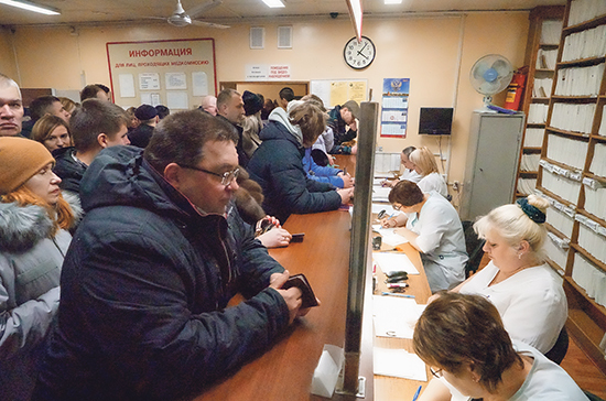 Лысаков просит Правительство разобраться с резким ростом цен на медсправки для водителей