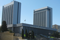 Правящая партия в Азербайджане инициирует роспуск парламента