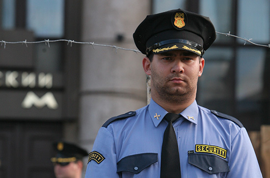 Транспортную охрану временно вооружат