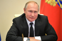 Путин выступил против замены слова «мама» на «родитель №1»
