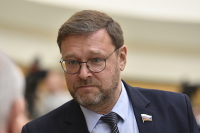 Косачев раскритиковал планы Украины отменить упрощенный въезд в Россию