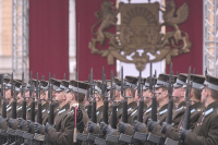 Министр обороны Латвии призвал США увеличить военную поддержку республики