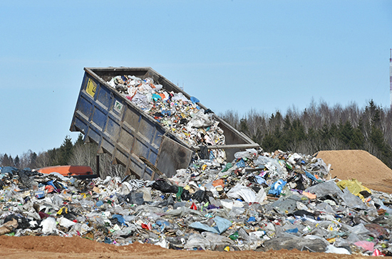 Минприроды заявило об угрозе мусорного коллапса в регионах