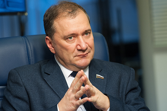 Белик назвал расширение санкций в отношении Украины вынужденной мерой