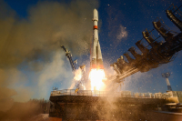 СМИ: Роскосмос планирует создать универсальный «лифт» на Луну