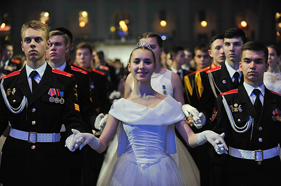В Москве открыли IV Международный кадетский бал