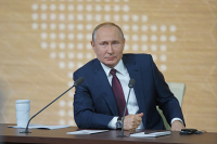 Экономика России адаптировалась к внешним шокам, заявил Путин