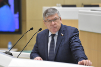 Рязанский объяснил необходимость запретить продажу никотиносодержащих изделий