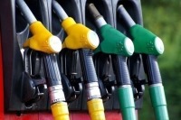 Росстандарт опубликовал список автозаправок с некачественным топливом