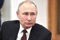 Владимир Путин выразил соболезнования президенту Украины в связи с авиакатастрофой в Иране