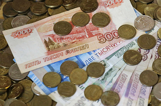 В Москве за год выросла средняя зарплата 