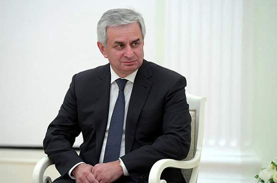 Совбез Абхазии проводит экстренное заседание из-за беспорядков в Сухуме