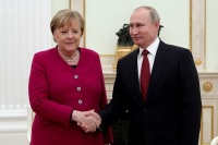Минские соглашения остаются безальтернативными, считают Путин и Меркель