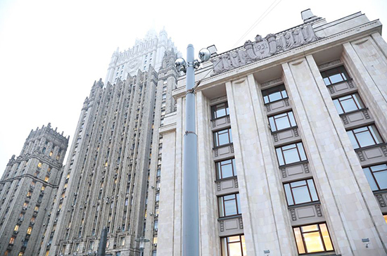 Действия Украины по Минским соглашениям недостаточны, заявили в МИД РФ