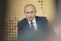 Путин: власти будут работать над повышением реальных доходов населения