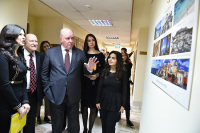 В Совете Федерации открылась фотовыставка «Мир глазами жён дипломатов»