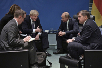 Песков рассказал о встрече Путина и Джонсона в Берлине