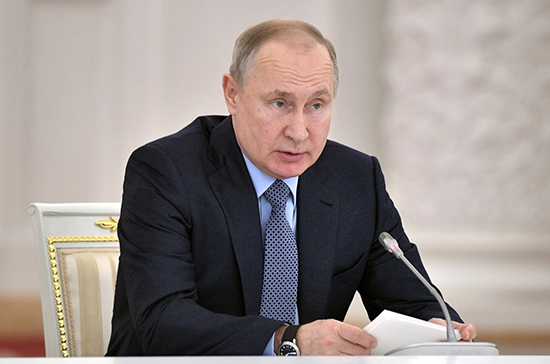 Путин назвал сроки разработки нормативных актов по маткапиталу