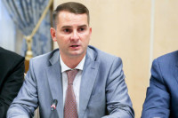 Ярослав Нилов предложил назначить голосование россиян по поправкам в Конституцию на будний день