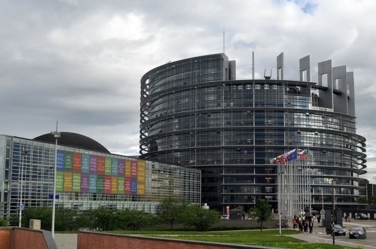 Европарламент одобрил выход Великобритании из ЕС