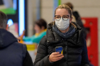 «Единая Россия» примет участие в подготовке мер по сдерживанию цен на медицинские маски
