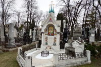 В Белграде российские дипломаты возложили венки к могиле посла Российской империи в Сербии