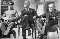 Почему в США и Великобритании фальсифицировали наследие Рузвельта и Черчилля