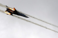 Российские Су-24 нанесли удар по прорвавшимся боевикам в Идлибе