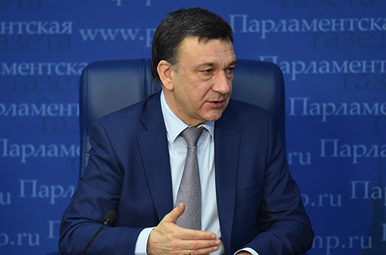 Афонский: использование беспилотных авто надо регулировать с учётом мнения регионов  