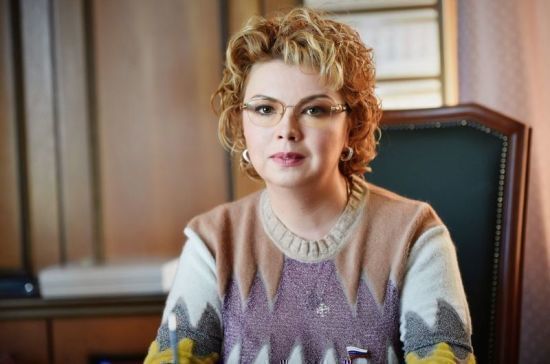 Ямпольская: Комитет по культуре готов законодательно бороться с ускоренной перемоткой титров в фильмах 