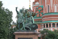 202 года назад в Москве появился первый памятник