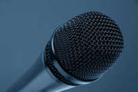 Кто создал первый микрофон