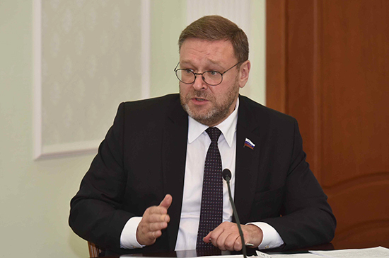 Косачев прокомментировал президентские поправки к Конституции