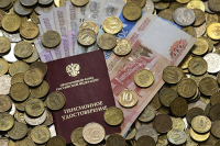 Что будет с пенсиями и пособиями из-за падения курса рубля