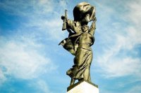 Почти 700 памятников отреставрируют к 75-летию Победы в Подмосковье