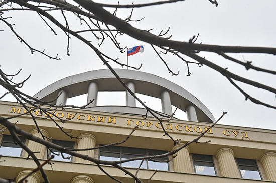 Обвиняемого в изготовлении СВУ подростка отпустили из СИЗО под домашний арест