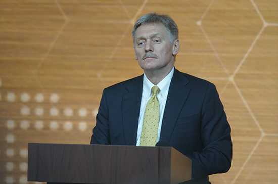 Песков прокомментировал согласие Путина с идеей о числе президентских сроков