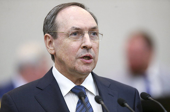 Никонов: поправки в Конституцию обозначат новый этап развития России