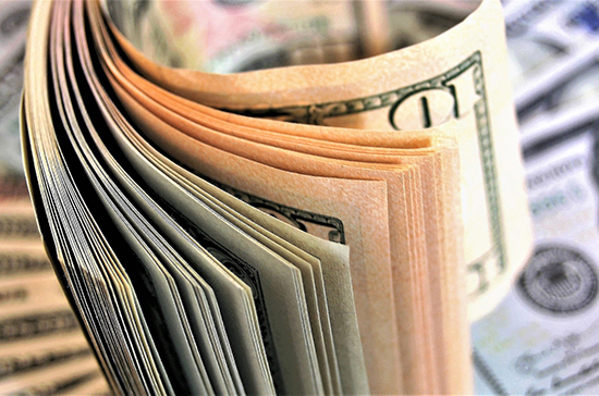 Курс доллара на Мосбирже превысил 75 рублей