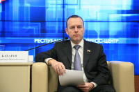 Бахарев прогнозирует высокую явку крымчан при голосовании по Конституции