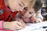Власти Салехарда объявили о наборе детей в детсады на 2020-2021 учебный год