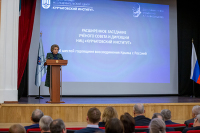 Матвиенко отметила важность поправок к Конституции о сохранении научного потенциала страны