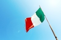 Опрос: в Италии поддержка избирателями Демократической партии впервые за 6 месяцев превысила 21%